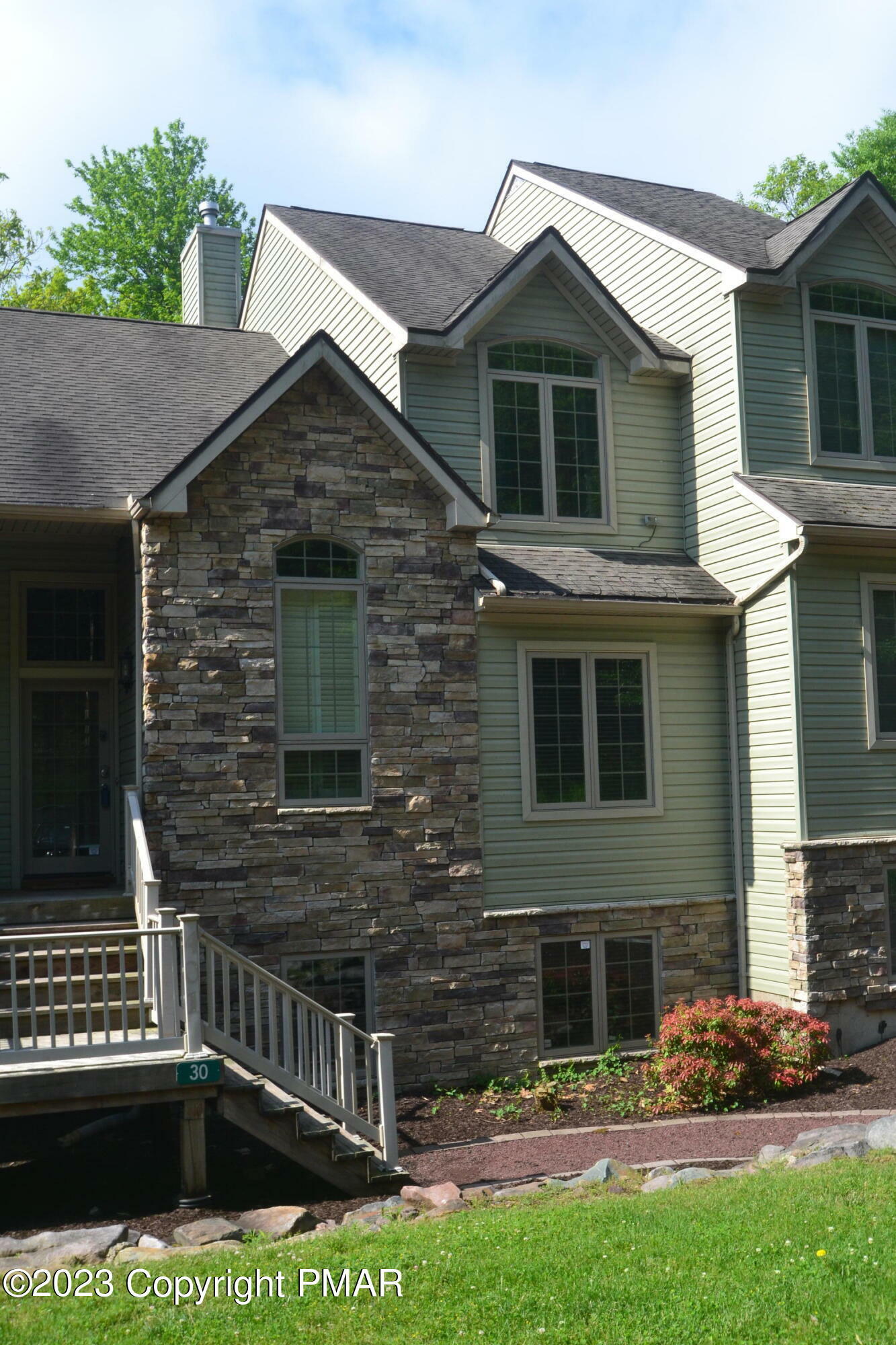 Property Photo: 30 Mountainwoods Drive PA 18624