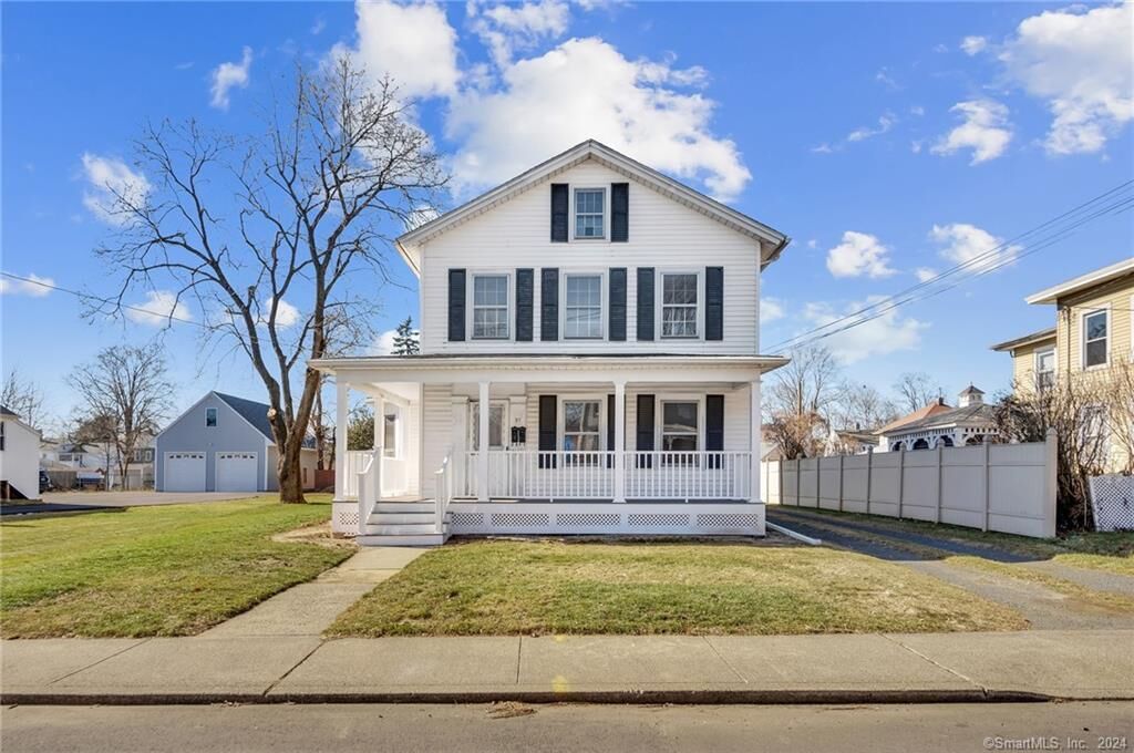 Property Photo:  27 Canal Street 2  CT 06062 