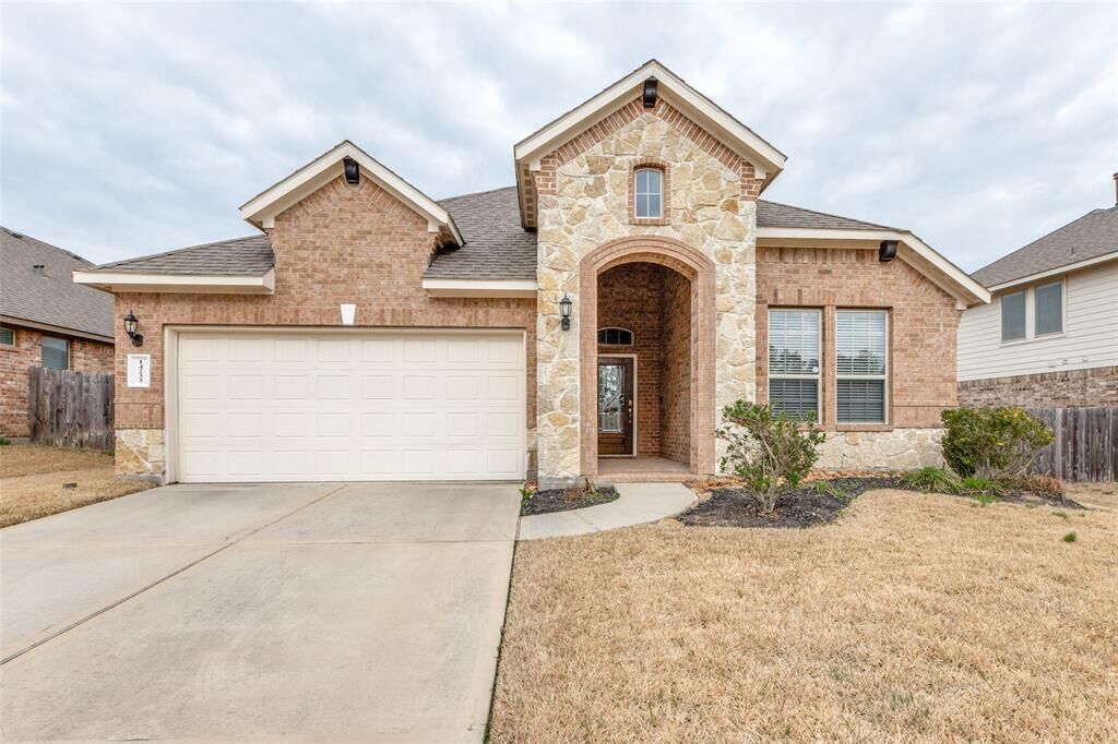 Property Photo:  14233 Rainier Peak Crossing  TX 77384 