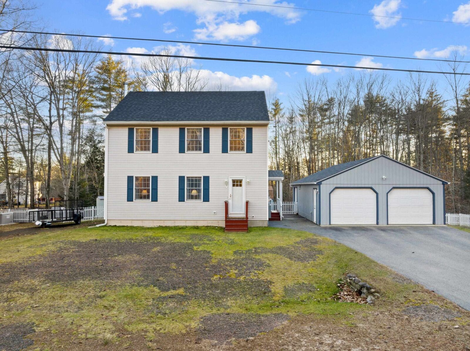 Property Photo:  7 Shepherd Lane  NH 03042 