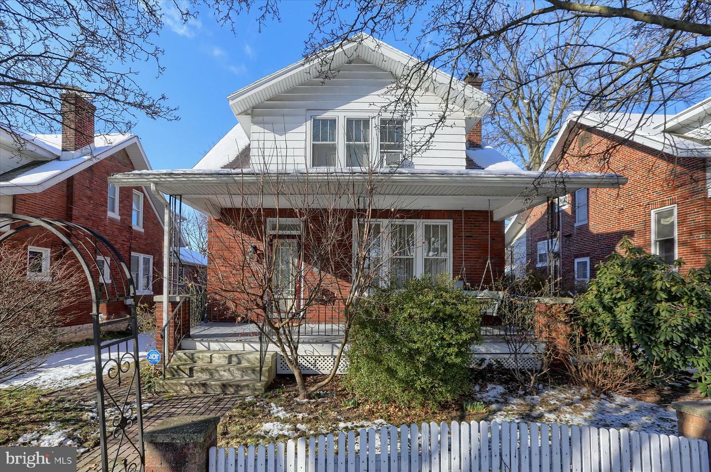 Property Photo: 50 N 10th Street PA 17043