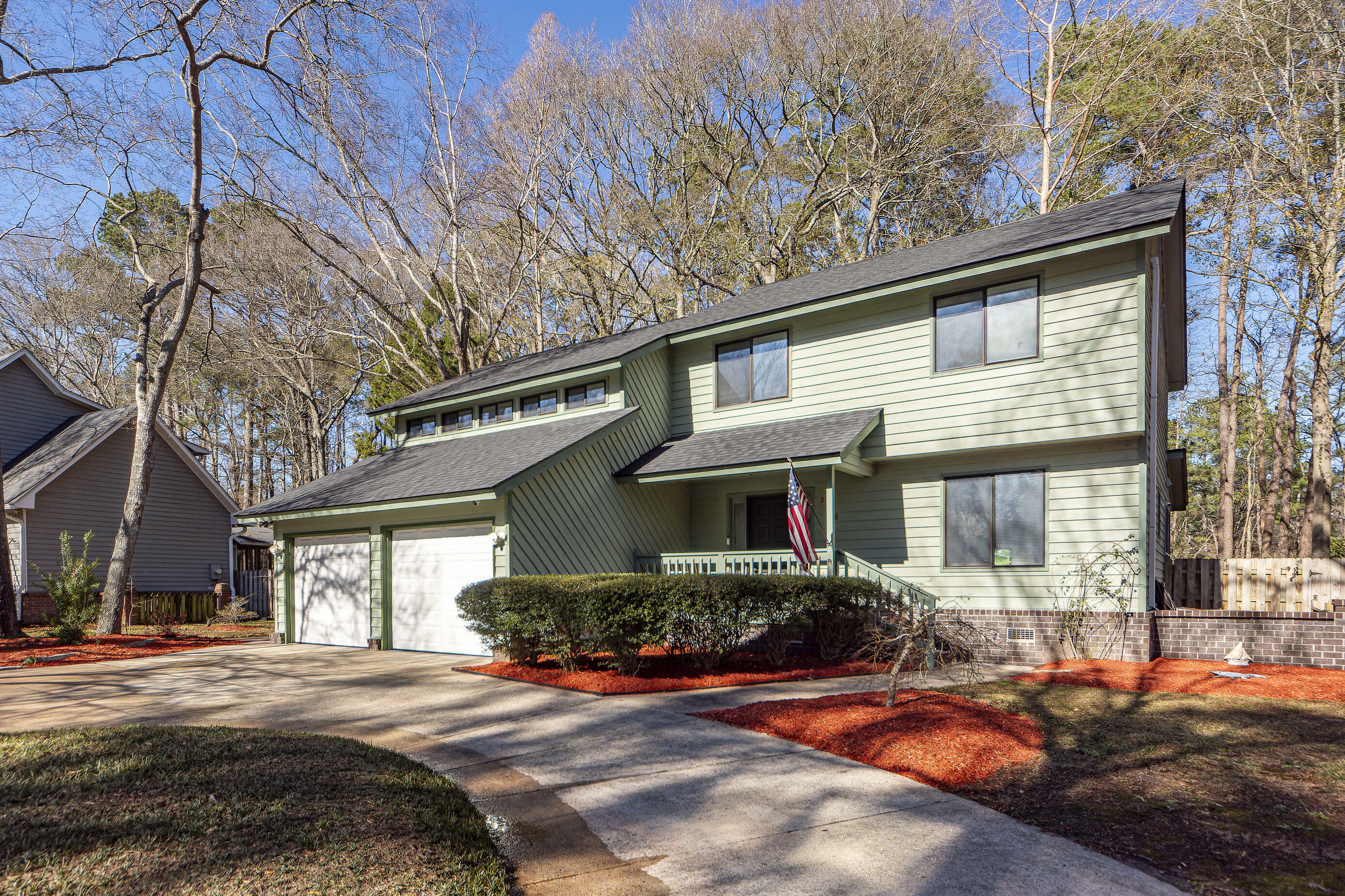 Property Photo:  113 Queensbury Circle  SC 29445 