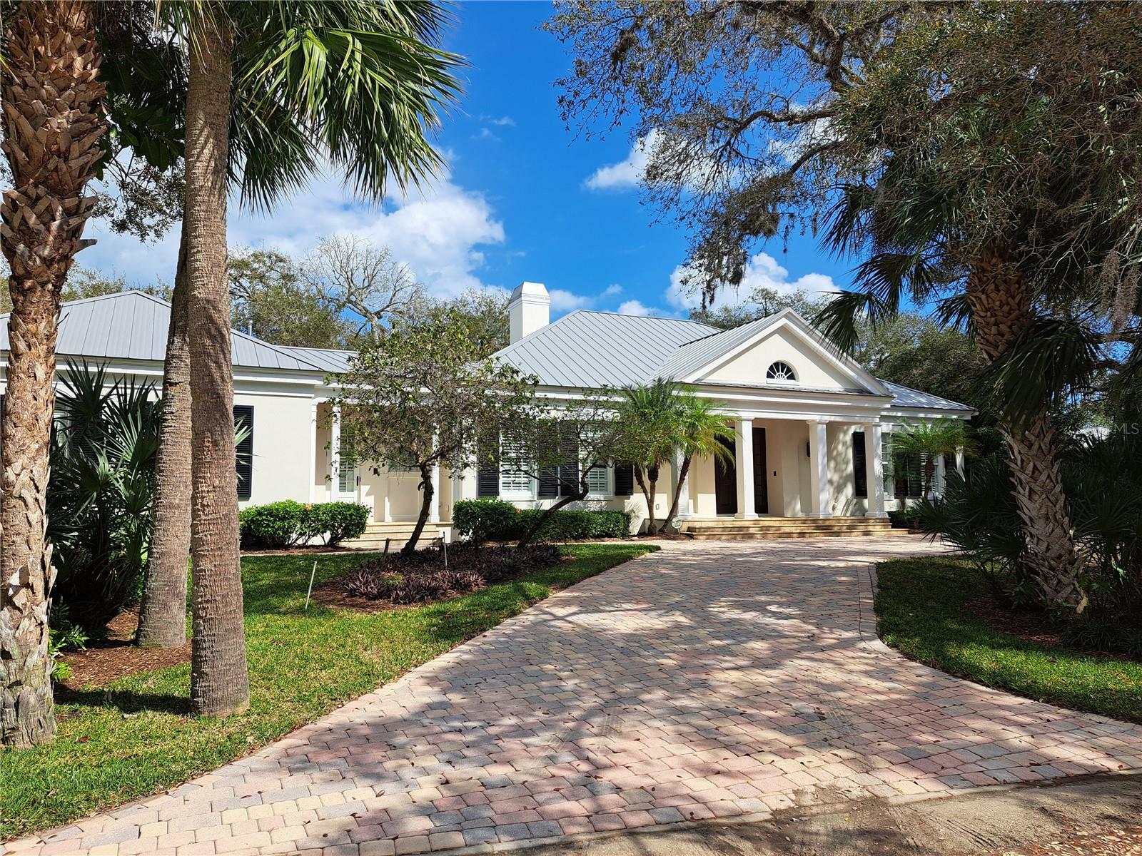 Property Photo: 1516 W Camino Del Rio FL 32963