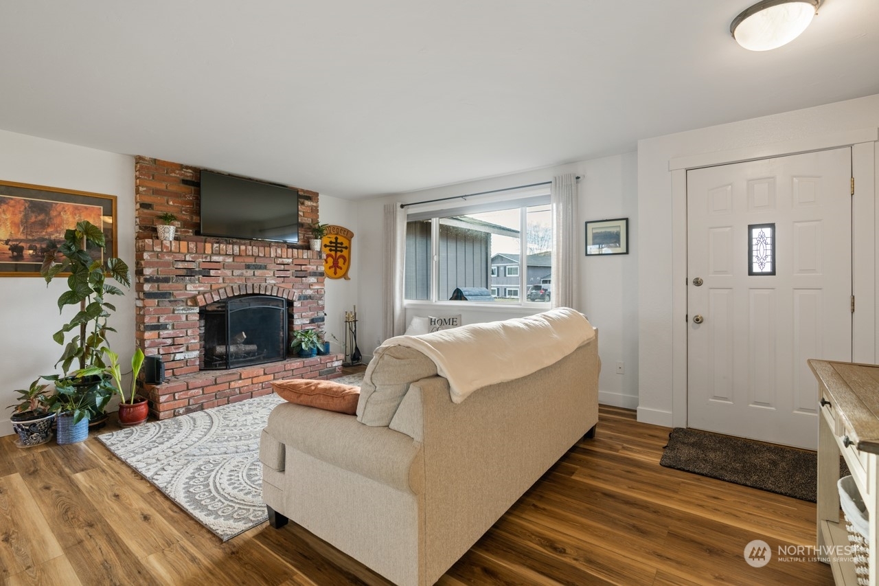 Property Photo: 224 Nob Hill Drive WA 98823