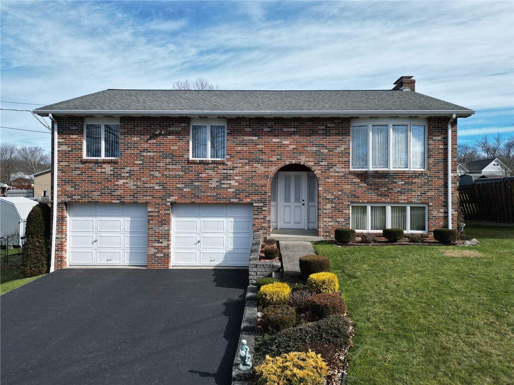 Property Photo: 2603 Timothy Dr PA 15632