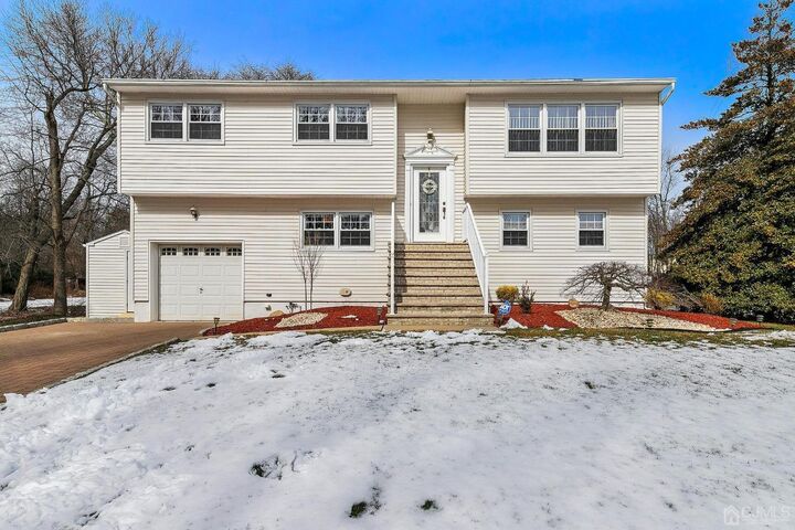 284 Matchaponix Avenue  Monroe NJ 08831 photo