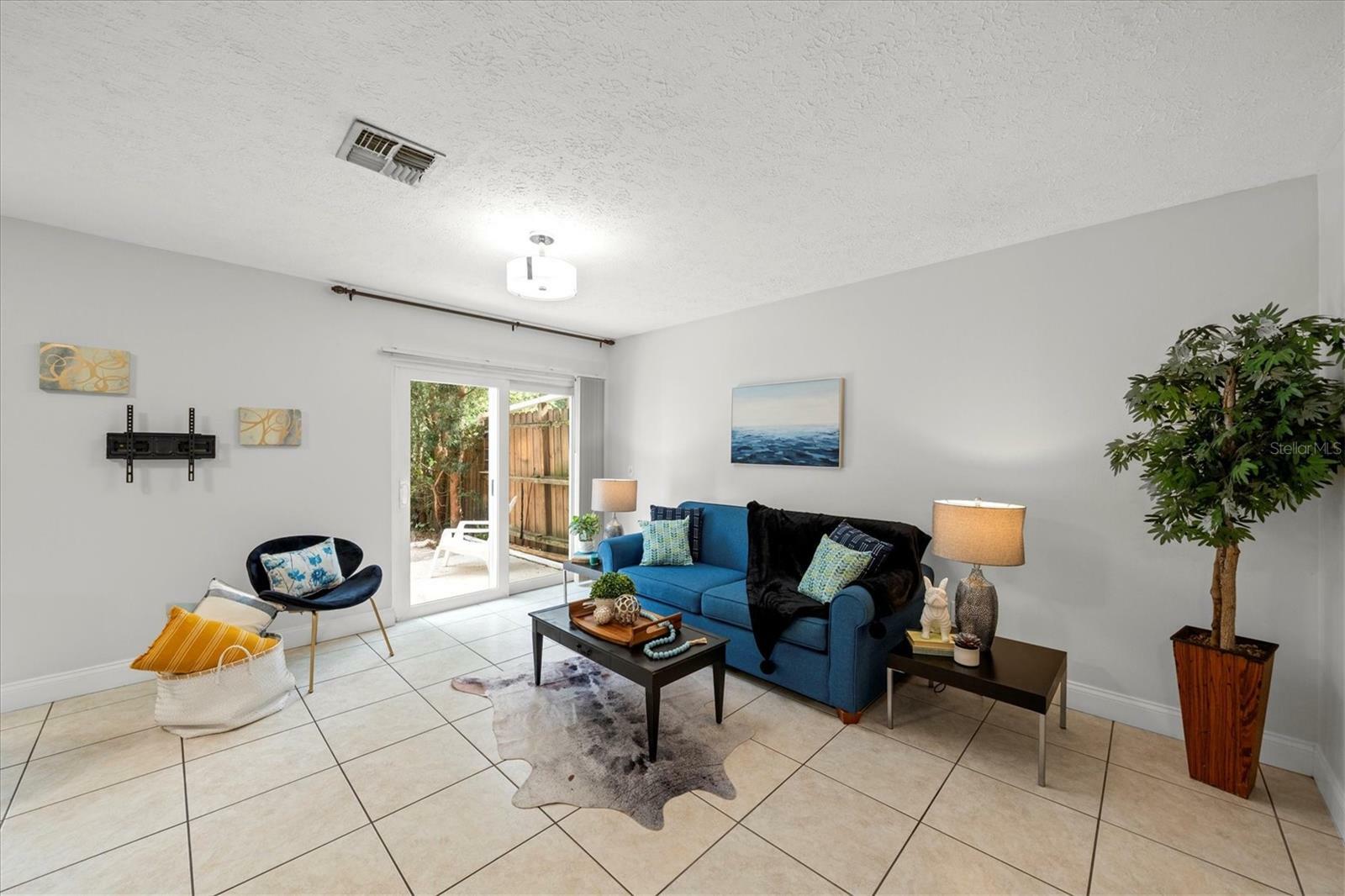 Property Photo: 9463 Forest Hills Place FL 33612