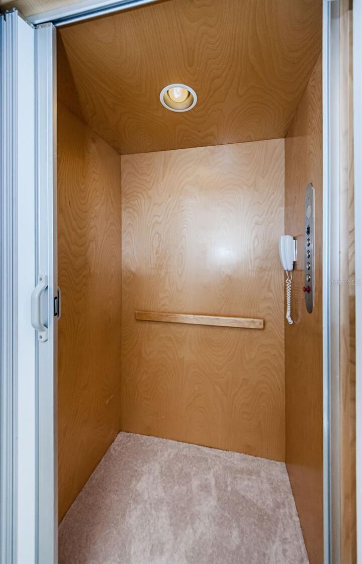 Property Photo: 1500 Ember Lane FL 34689