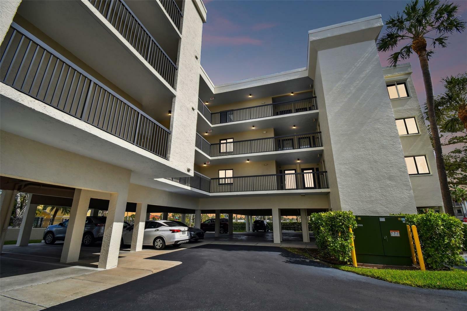 Property Photo:  3200 Gulf Boulevard 108  FL 33706 