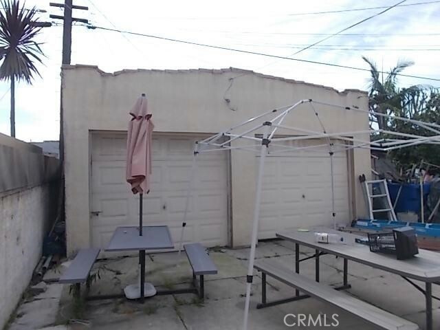 Property Photo: 1942 W 73rd Street CA 90047