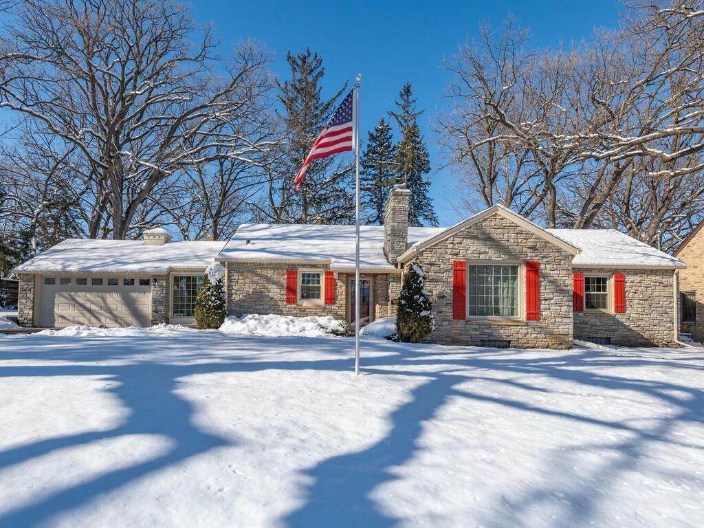 Property Photo:  7030 James Avenue S  MN 55423 