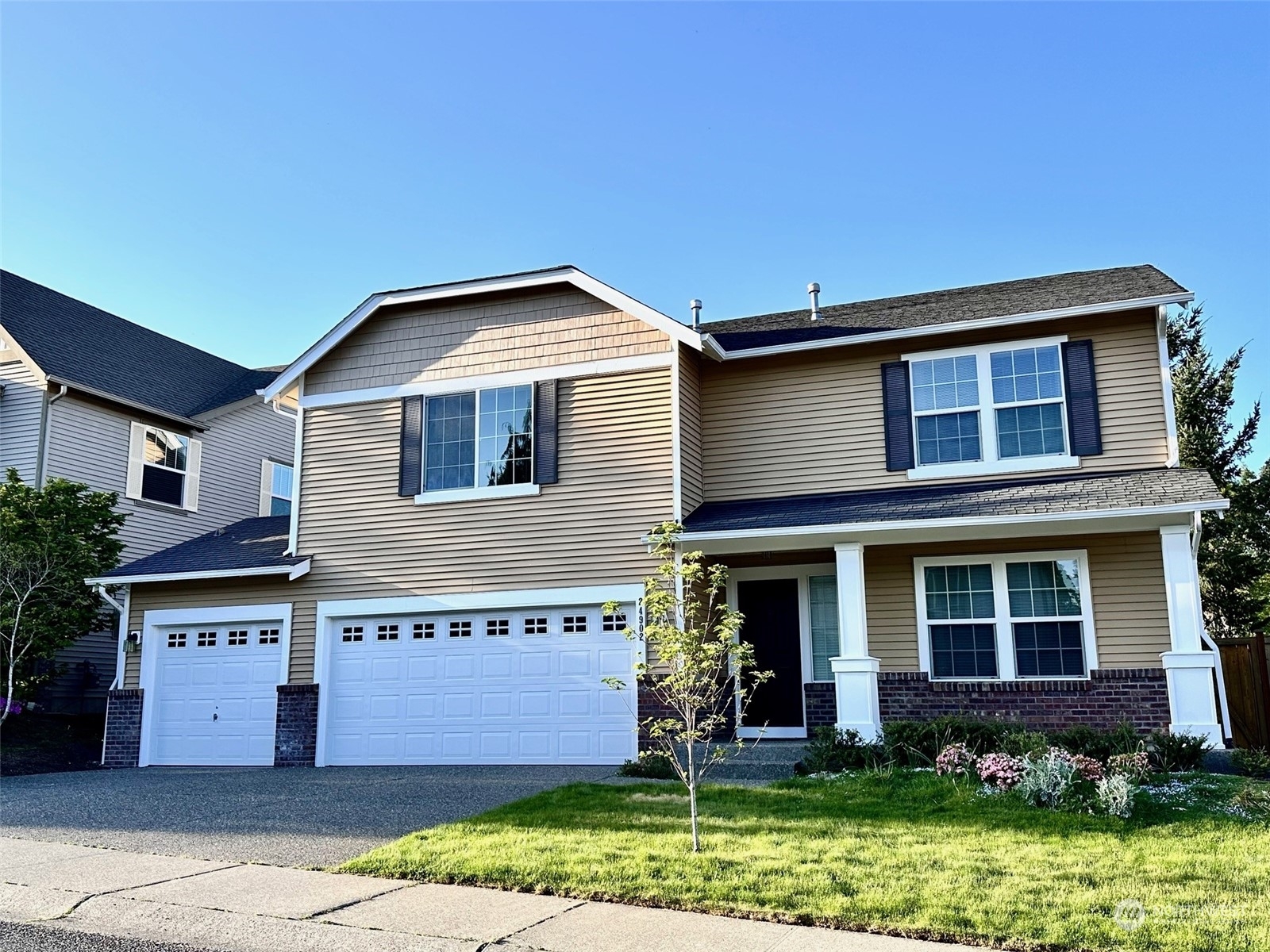 Property Photo:  24902 SE 20th Court  WA 98075 