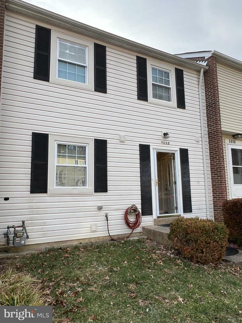 Property Photo: 5008 Tibbitt Lane VA 22015