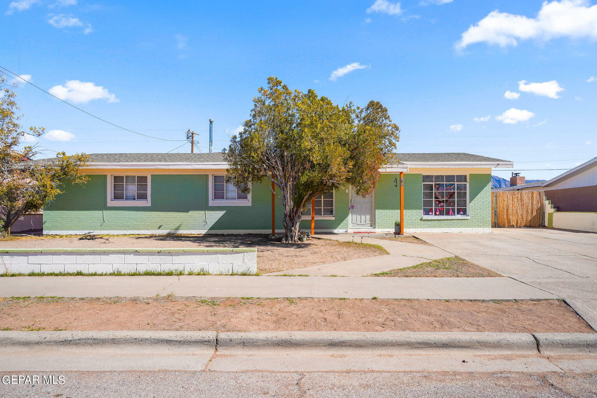 Property Photo:  617 Eduardo Street  TX 79821 