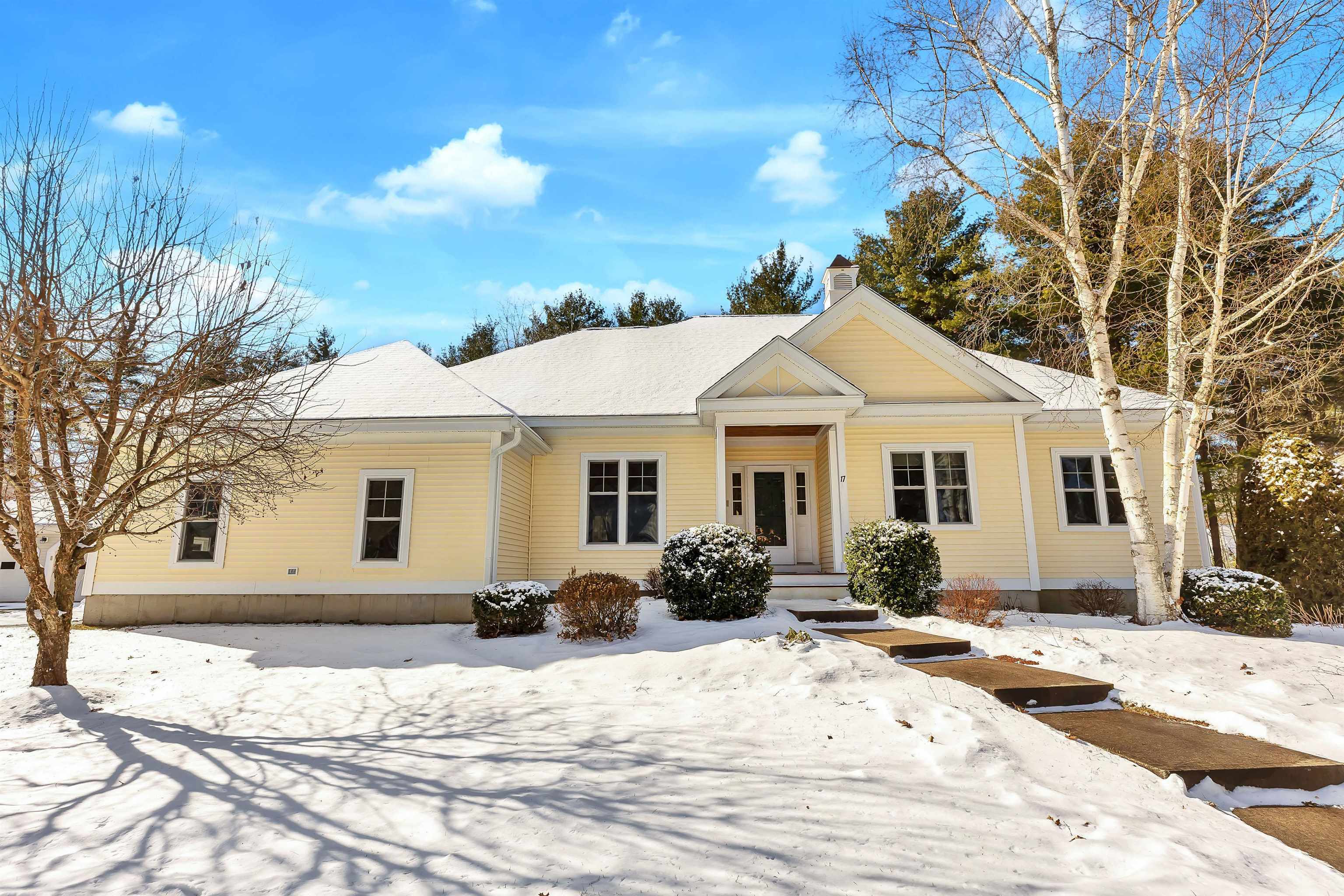 Property Photo:  17 Heron Cove Drive  NH 03054 