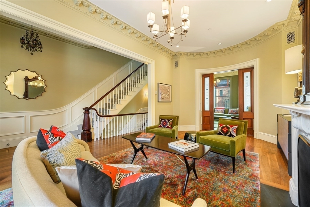 Property Photo:  165 West Brookline Street  MA 02118 