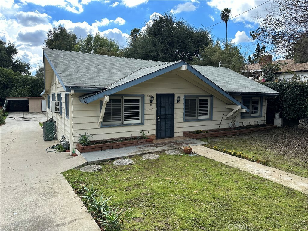 Property Photo:  600 E Sierra Madre Boulevard  CA 91024 