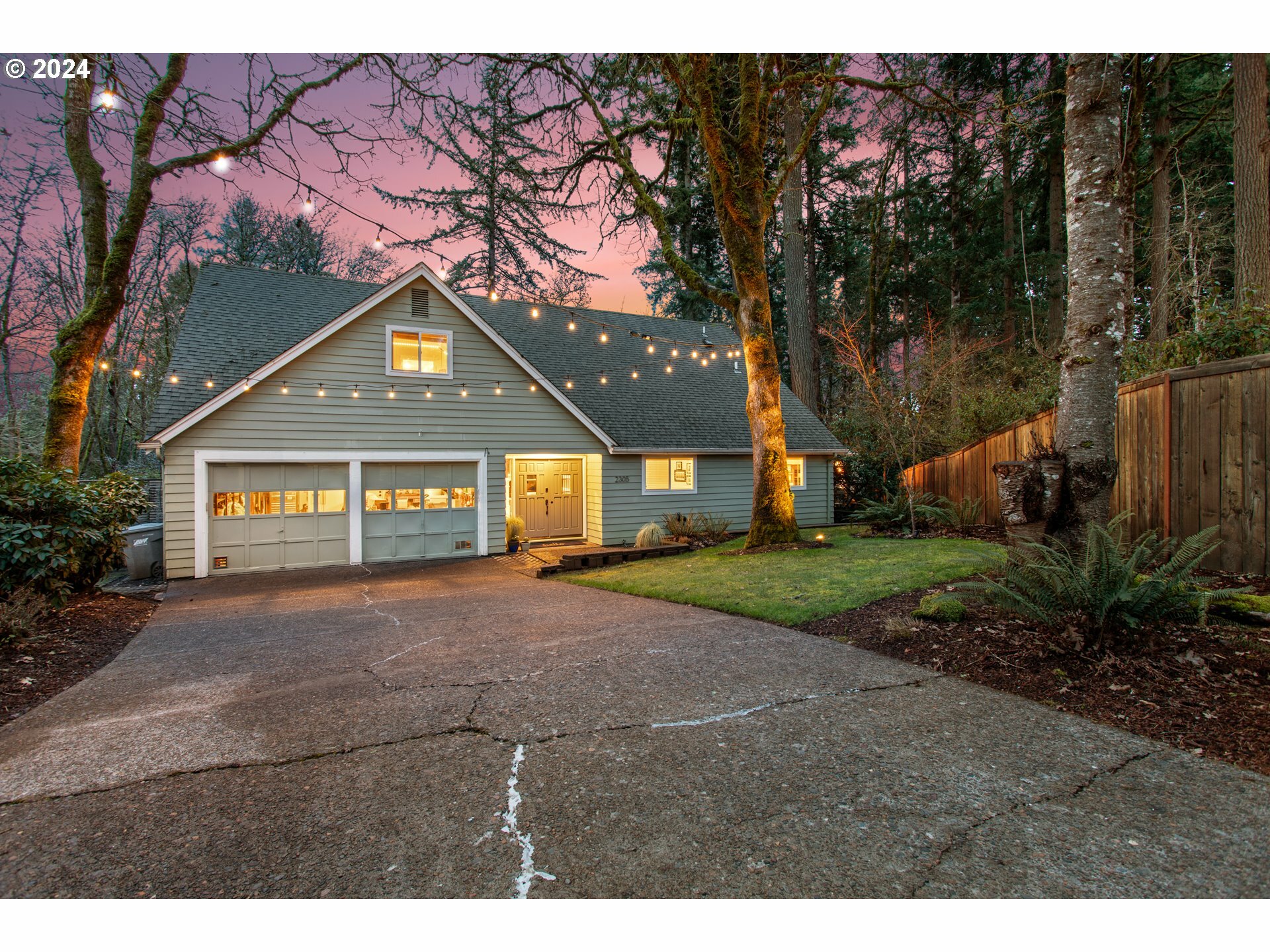 2305 NW Estaview Cir  Corvallis OR 97330 photo