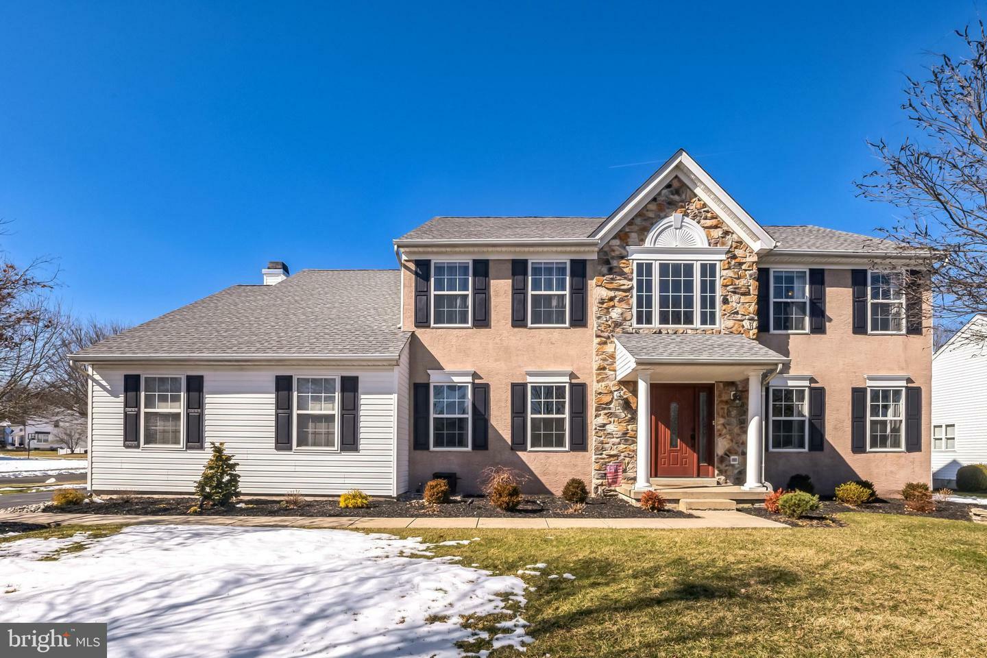 Property Photo: 335 Evening Walk Lane PA 18976