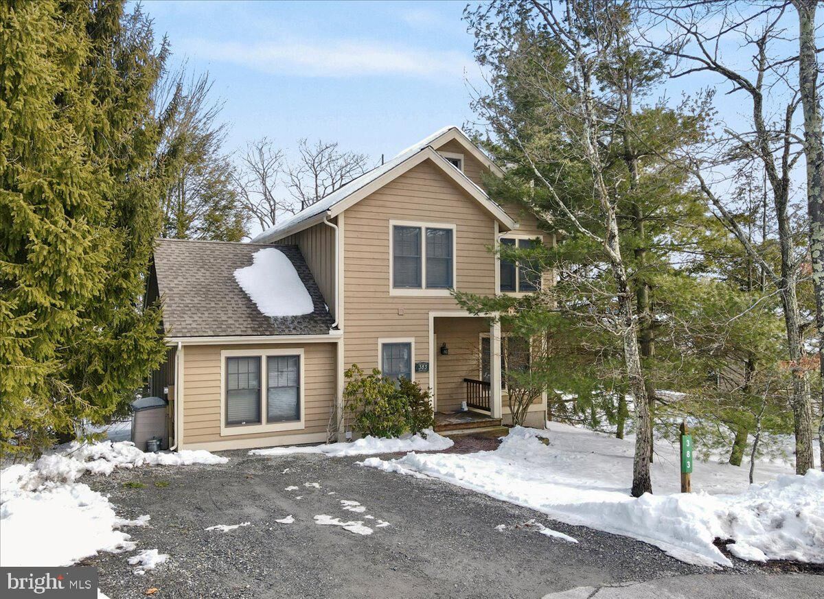 Property Photo:  383 Aspen Court  PA 18372 