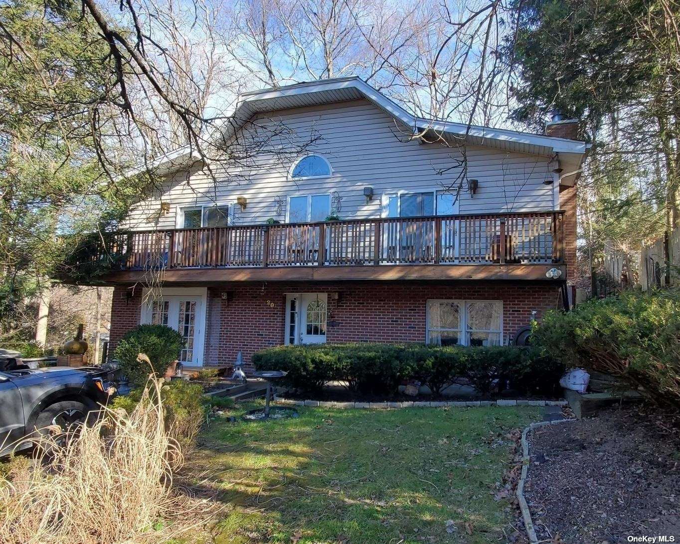 Property Photo:  20 Schuyler Lane  NY 10524 