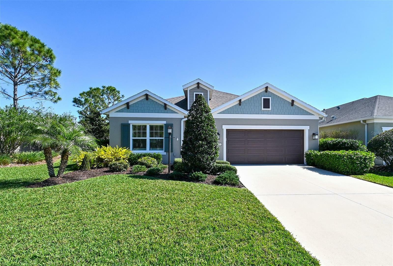 Property Photo:  6911 White Willow Court  FL 34243 