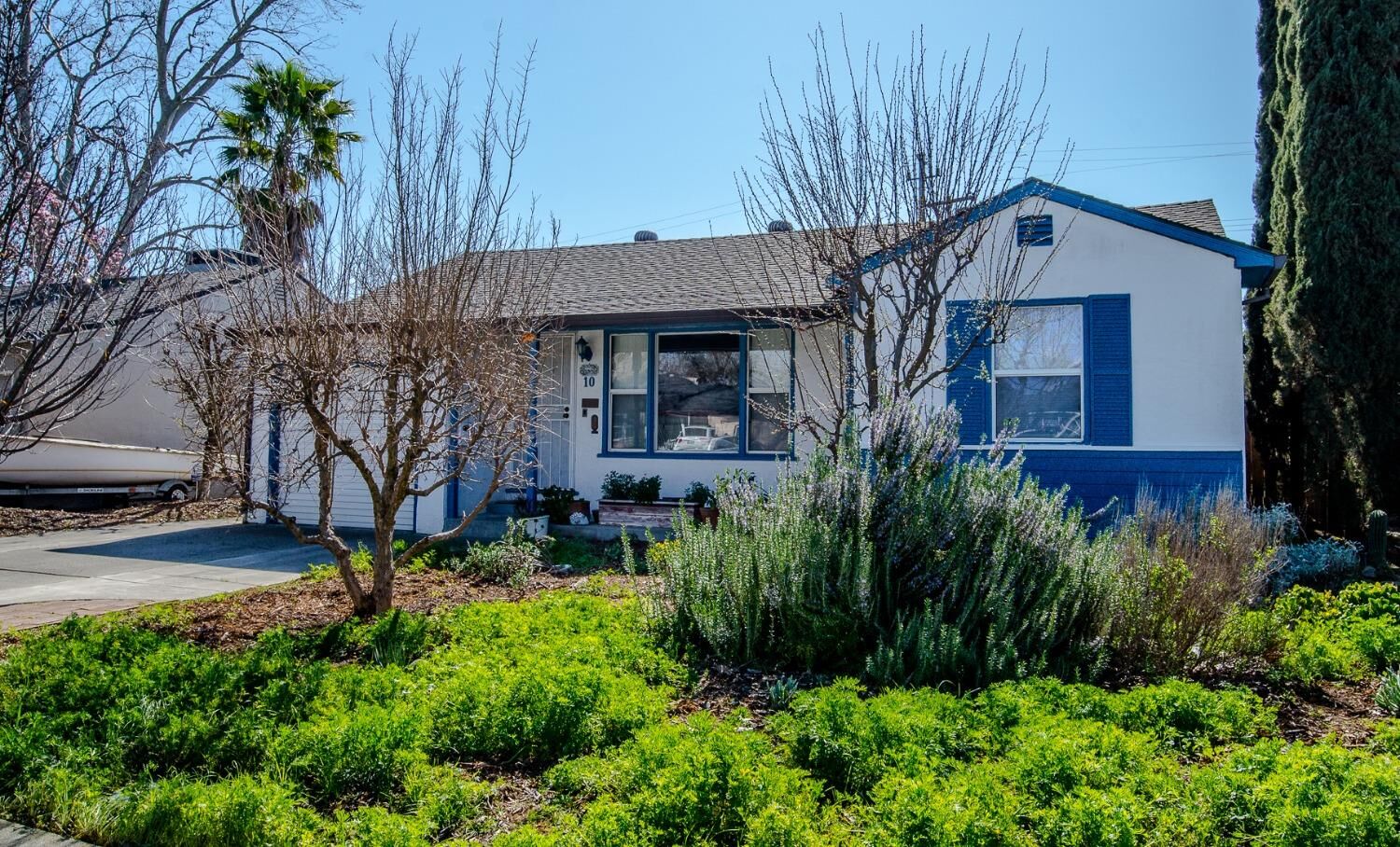 Property Photo:  10 Southwood Drive  CA 95695 