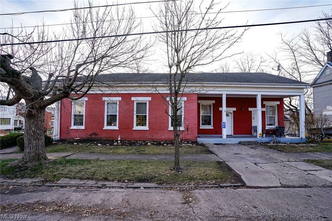 Property Photo:  224 North NE  OH 44646 