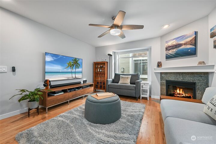 Property Photo:  4408 Meridian Avenue N A  WA 98103 