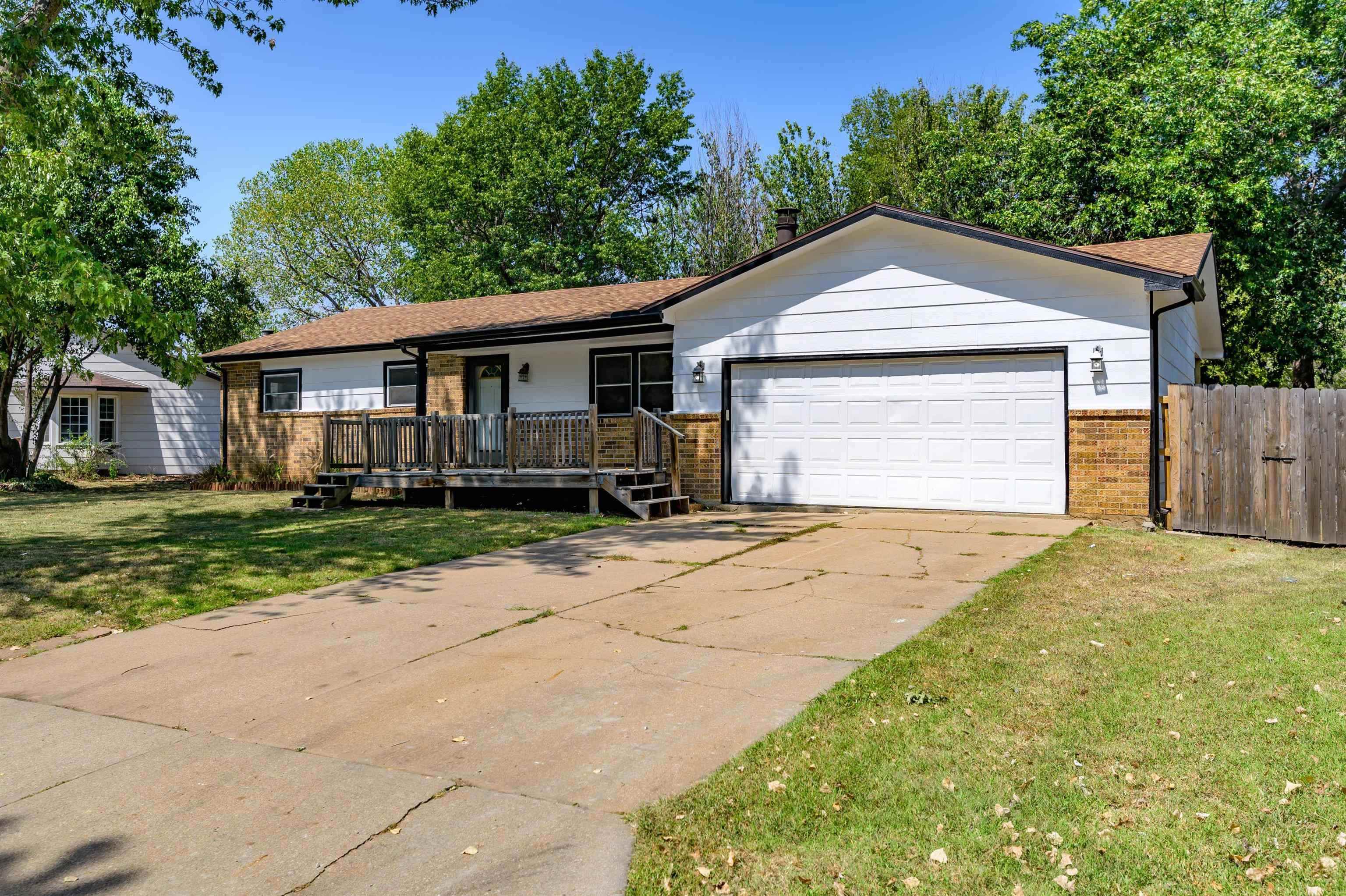 Property Photo:  208 E Valley View  KS 67037 