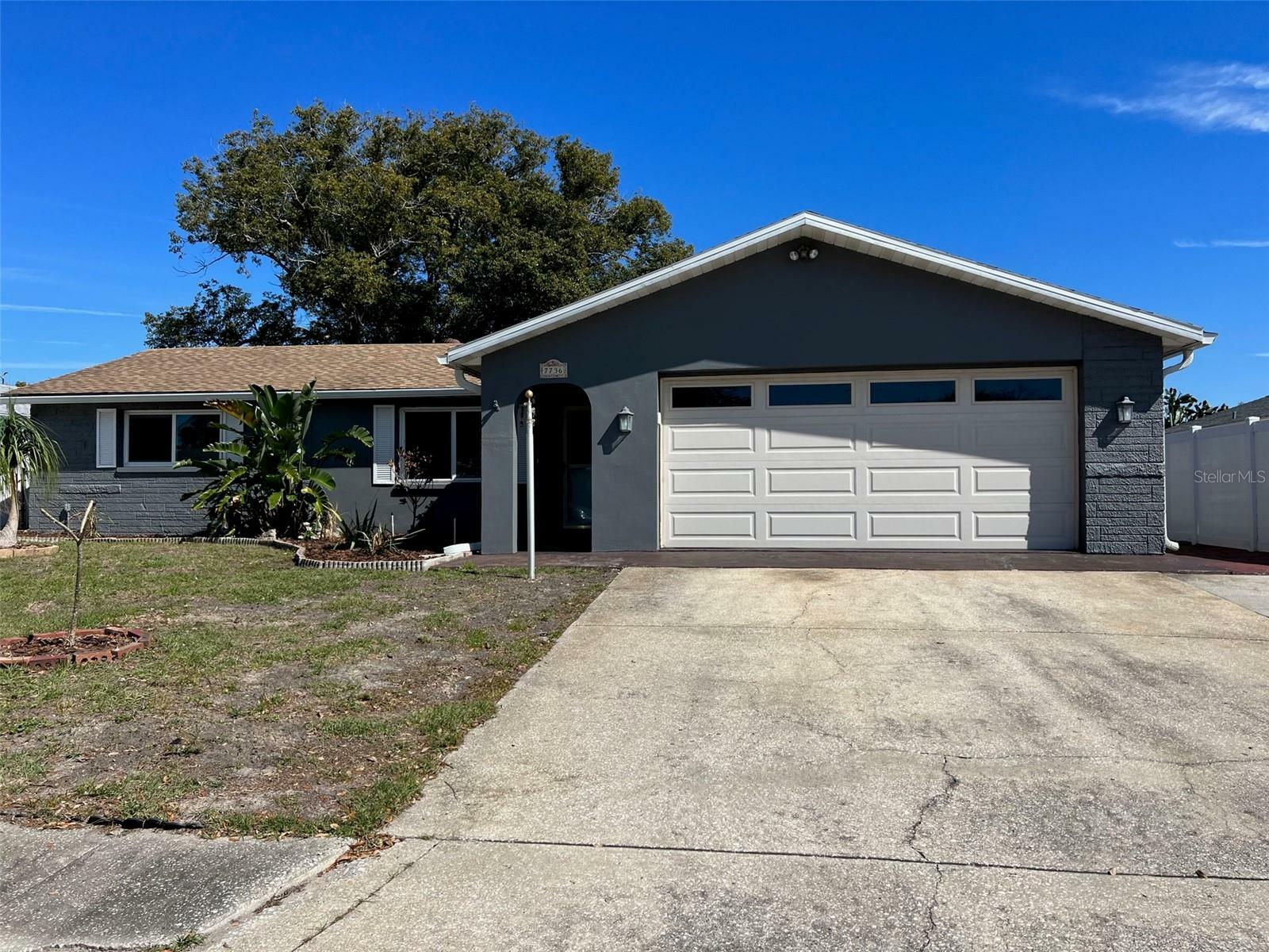 Property Photo:  7736 Wicklow Street  FL 34653 