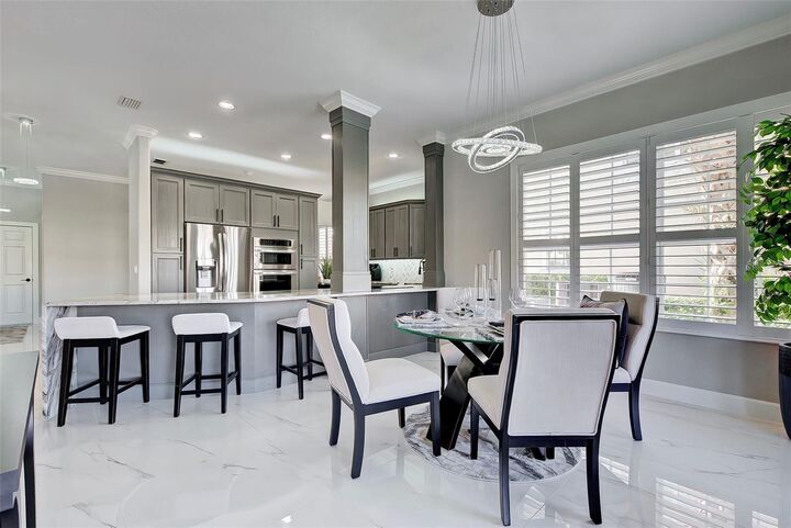 Property Photo:  1006 Triano Circle 1006  FL 34292 