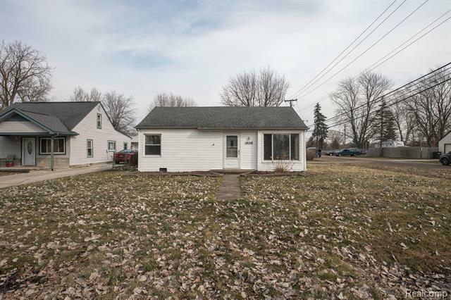 Property Photo:  14199 Syracuse Street  MI 48180 