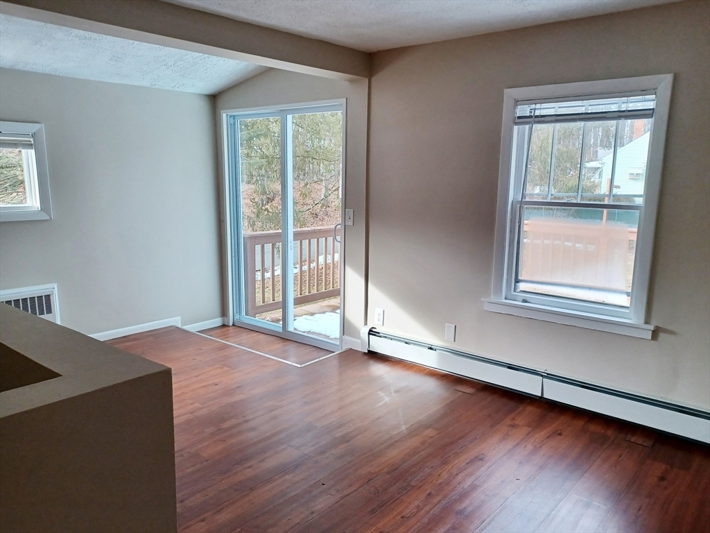 Property Photo:  204 Fiske St  MA 01550 