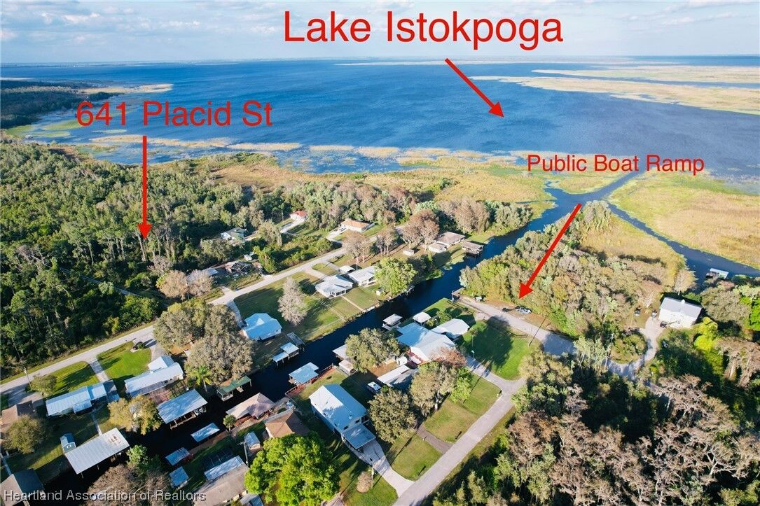 Property Photo:  641 Placid Street  FL 33852 