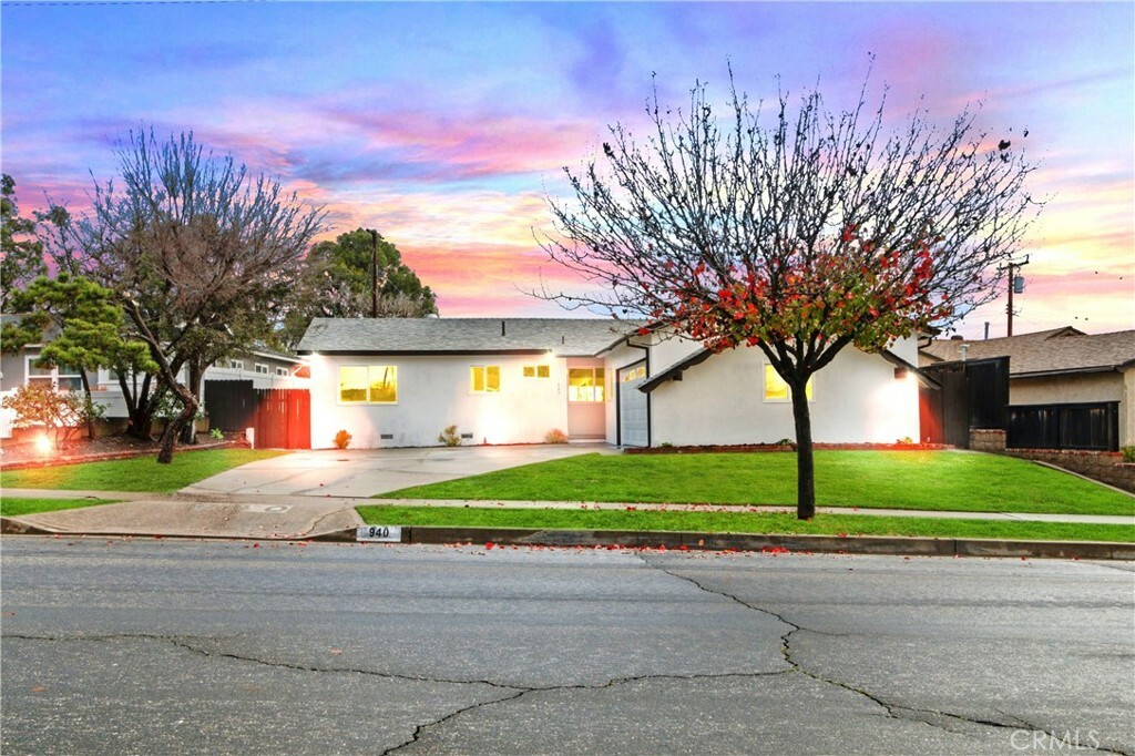 Property Photo:  940 Keene Drive  CA 90631 