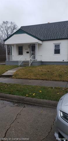 Property Photo:  3007 Spruce Street  MI 48141 