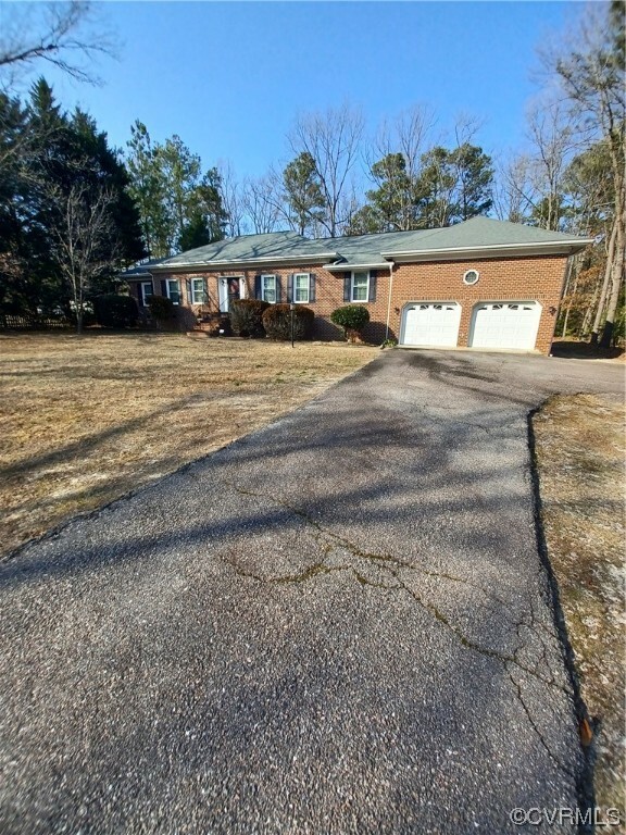 Property Photo:  9336 Oak River Drive  VA 23803 