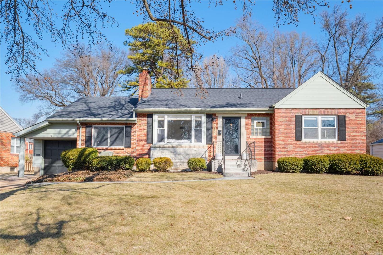 Property Photo: 555 Cannonbury Drive MO 63119