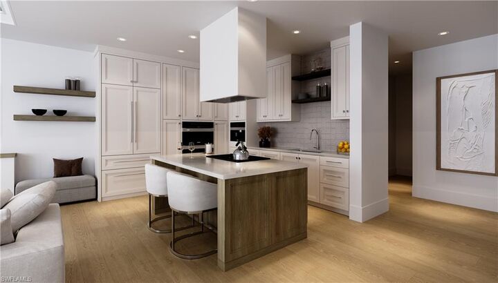 Property Photo: 180 9th St S 301 FL 34102