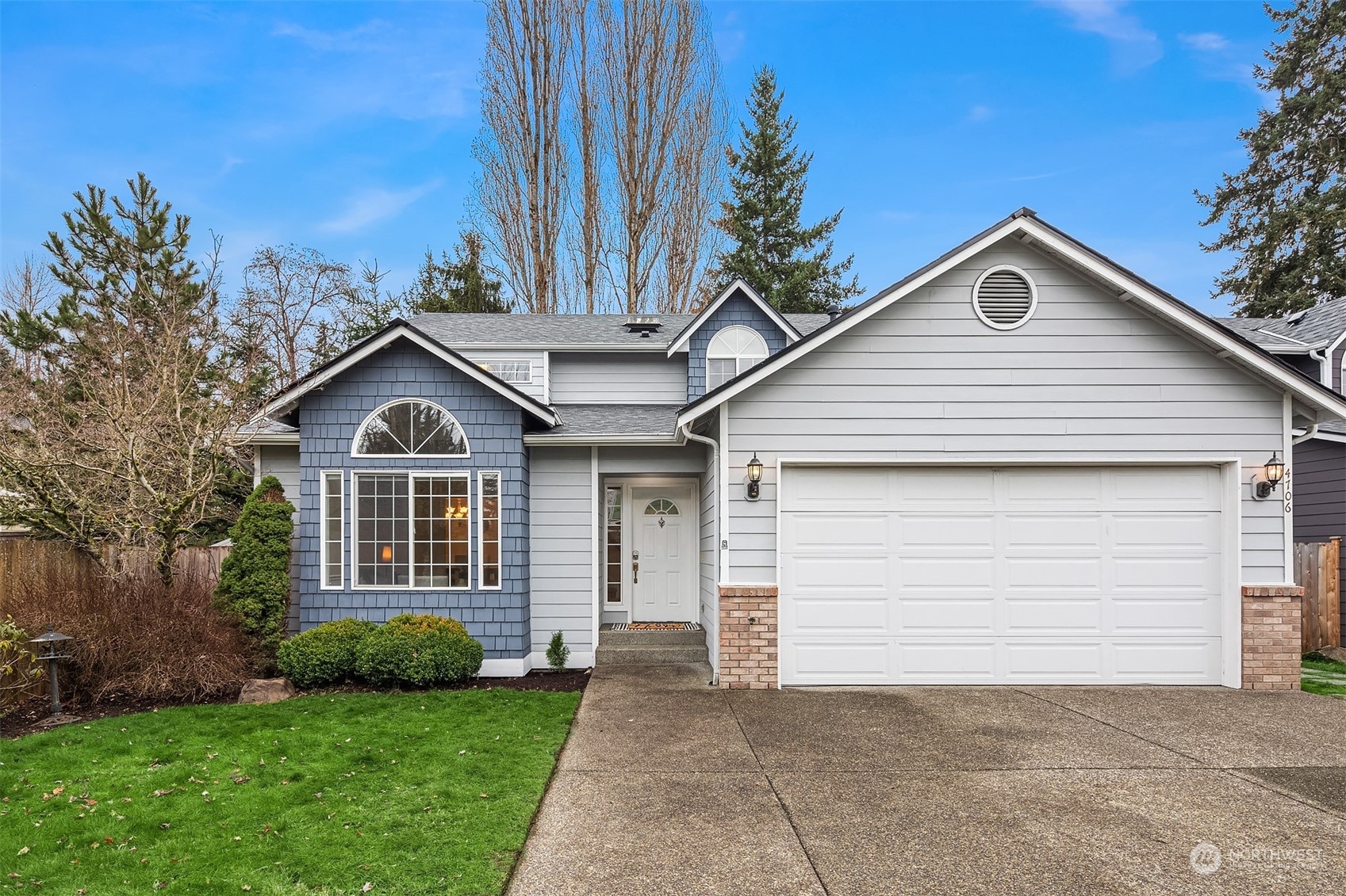 Property Photo: 4706 NE 23rd Street WA 98059
