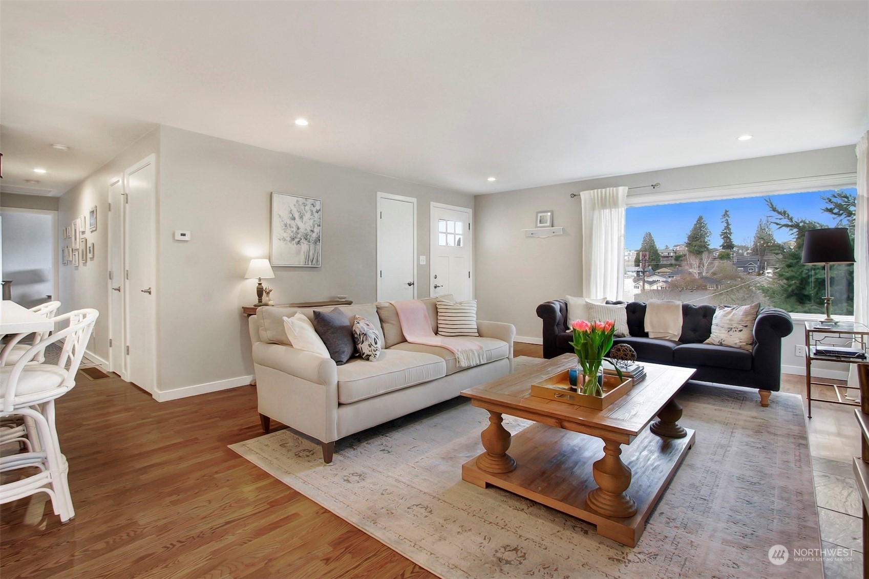 Property Photo: 5202 38th Avenue SW WA 98126