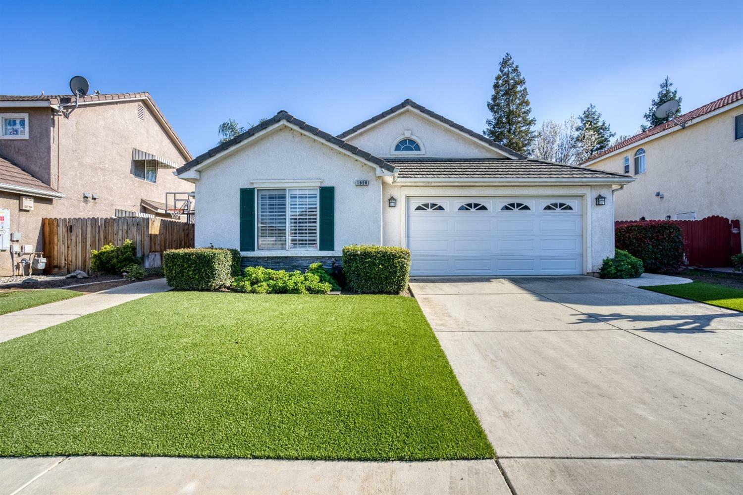 Property Photo:  1950 Lawrence Avenue  CA 93611 