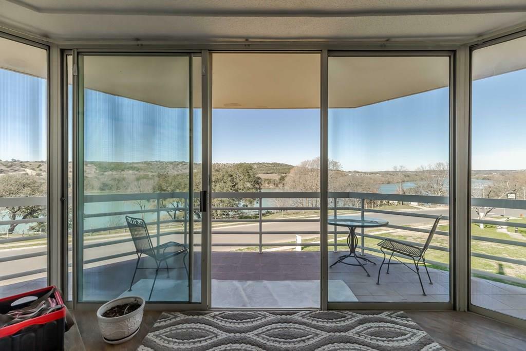 1006-3D Guadalupe St  Kerrville TX 78028 photo