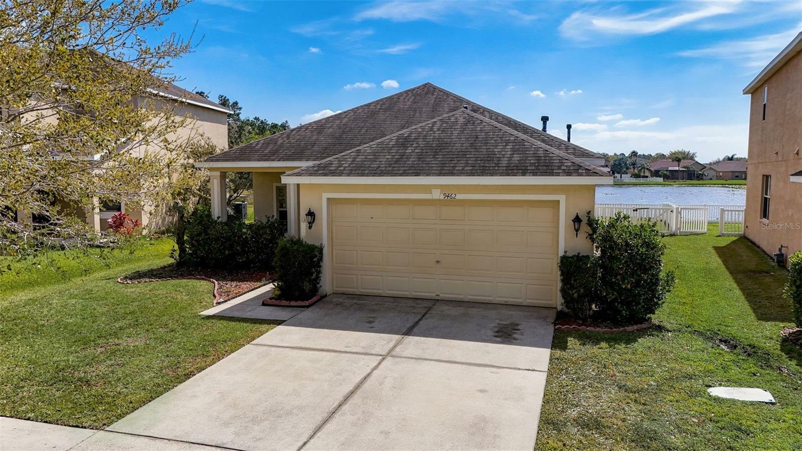 Property Photo:  9462 Leatherwood Avenue  FL 33647 