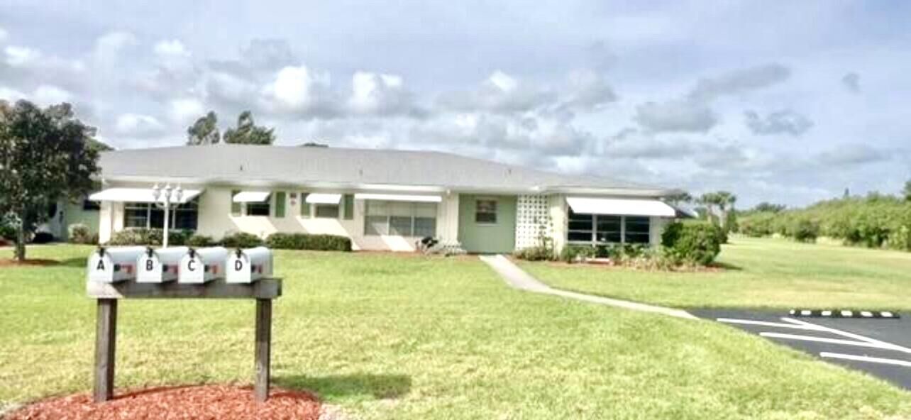 Property Photo:  905 Savannas Point Drive D  FL 34982 