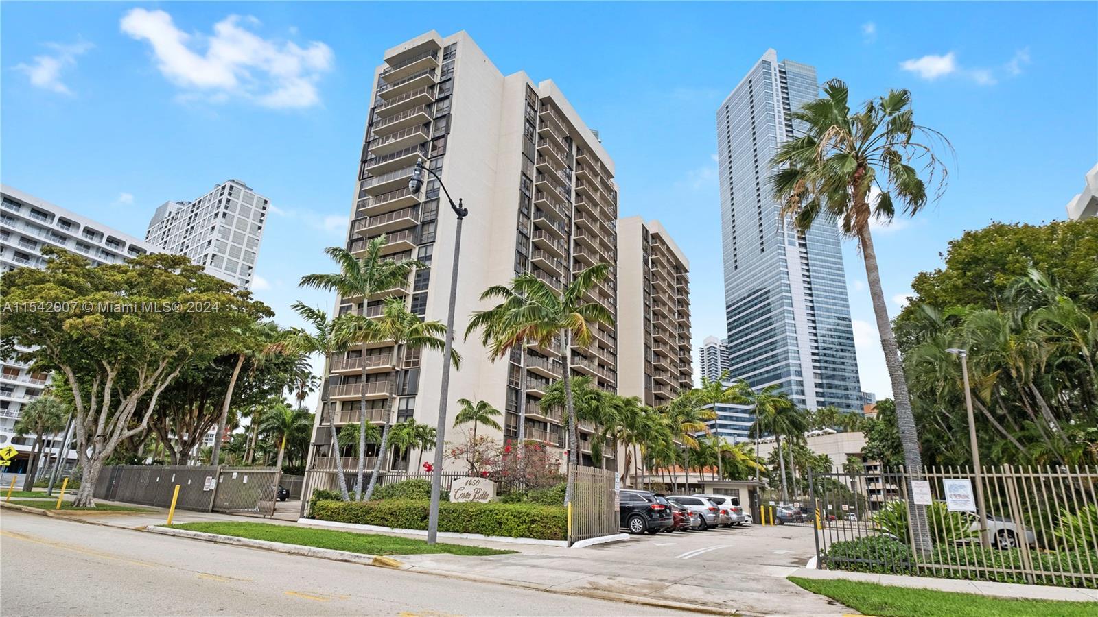 Property Photo: 1450 Brickell Bay Dr 1814 FL 33131