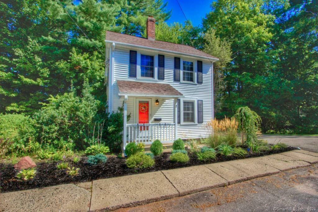 Property Photo:  2 Stebbins Brook Lane  CT 06070 