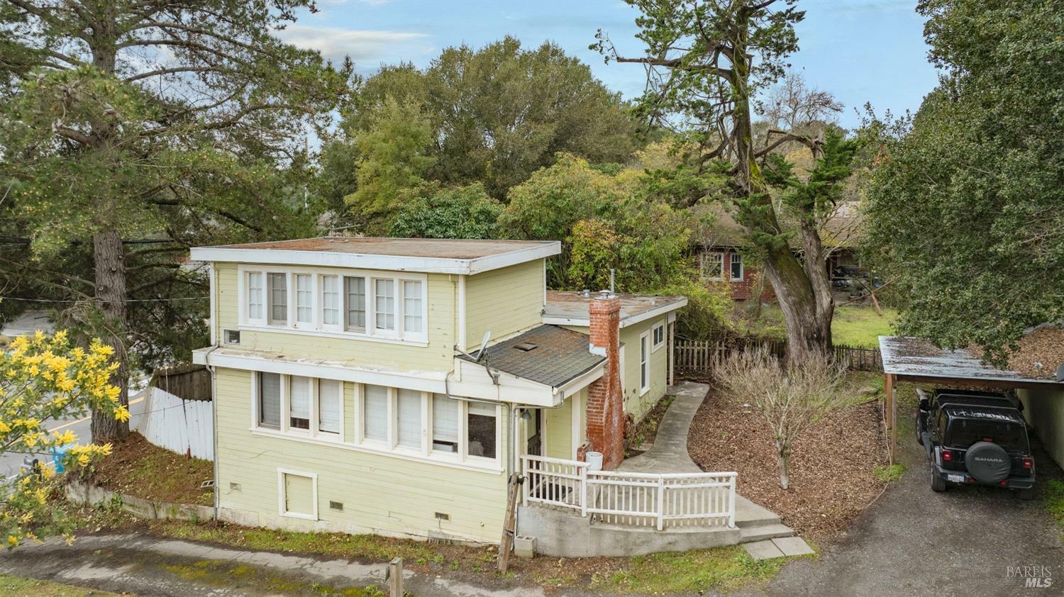 Property Photo:  7778 7776 Healdsburg Avenue  CA 95472 