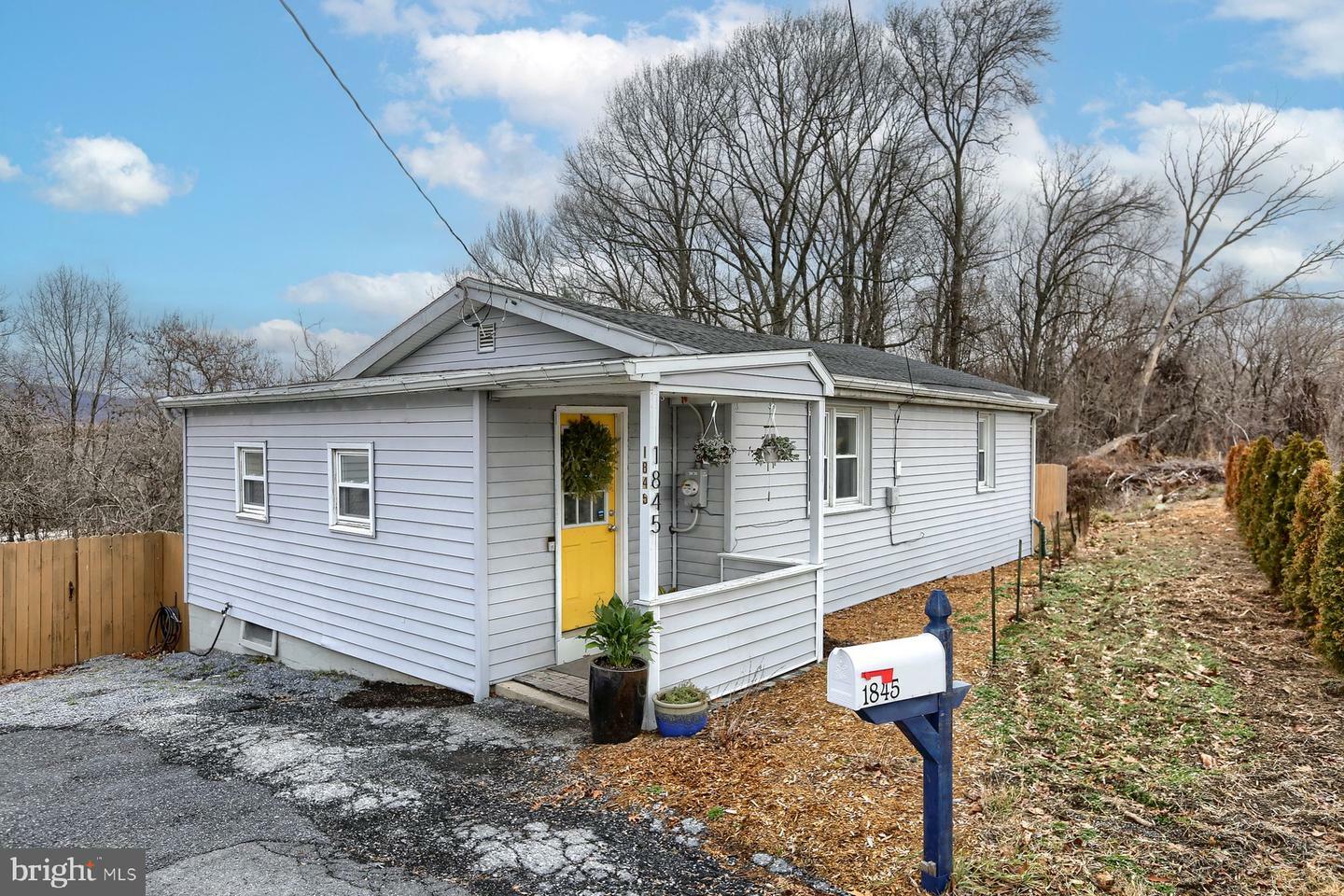 Property Photo:  1845 Bamberger Road  PA 17110 